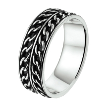 zilveren-ring-met-ketting-patroon